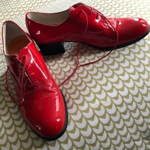 Gravity Pope red patent Oxfords Size 41